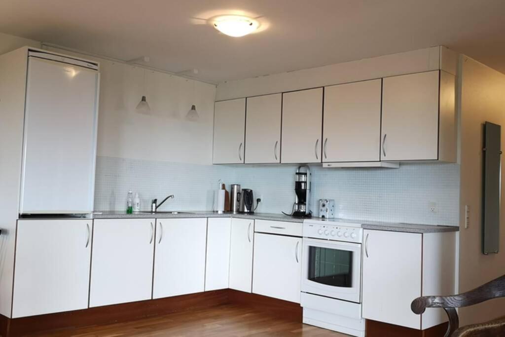 Large Apartment With Fabulous View Of 托尔斯港 外观 照片